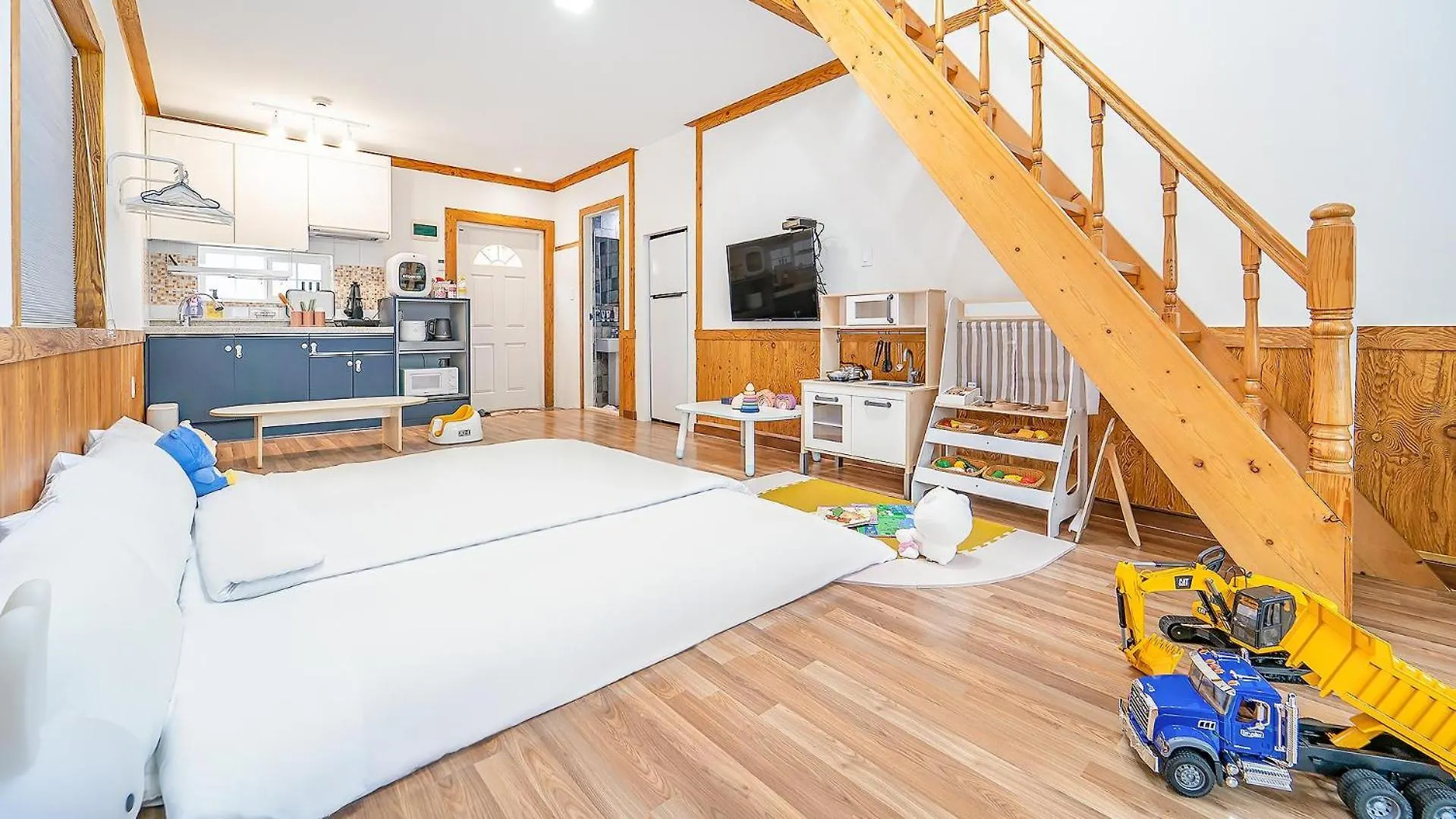 Ganghwa Sandelbada Kids Gajok Pension Incheon