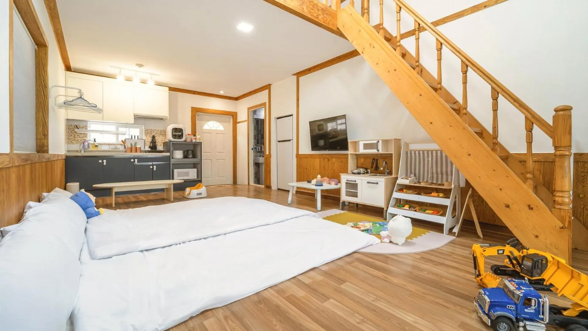 Ganghwa Sandelbada Kids Gajok Pension Incheon 3*,